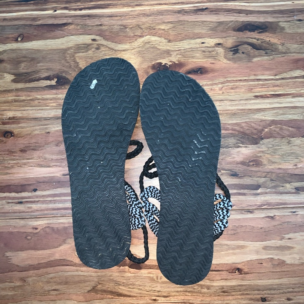 Sandals - Picture 2 of 2